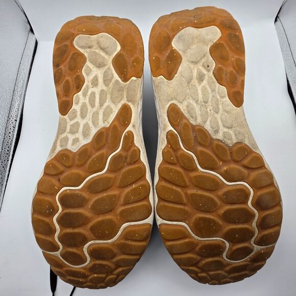 New Balance Fresh Foam Arishi v4 Mens Size 15 Black Silver Gum Shoes Athletic - Picture 8 of 13